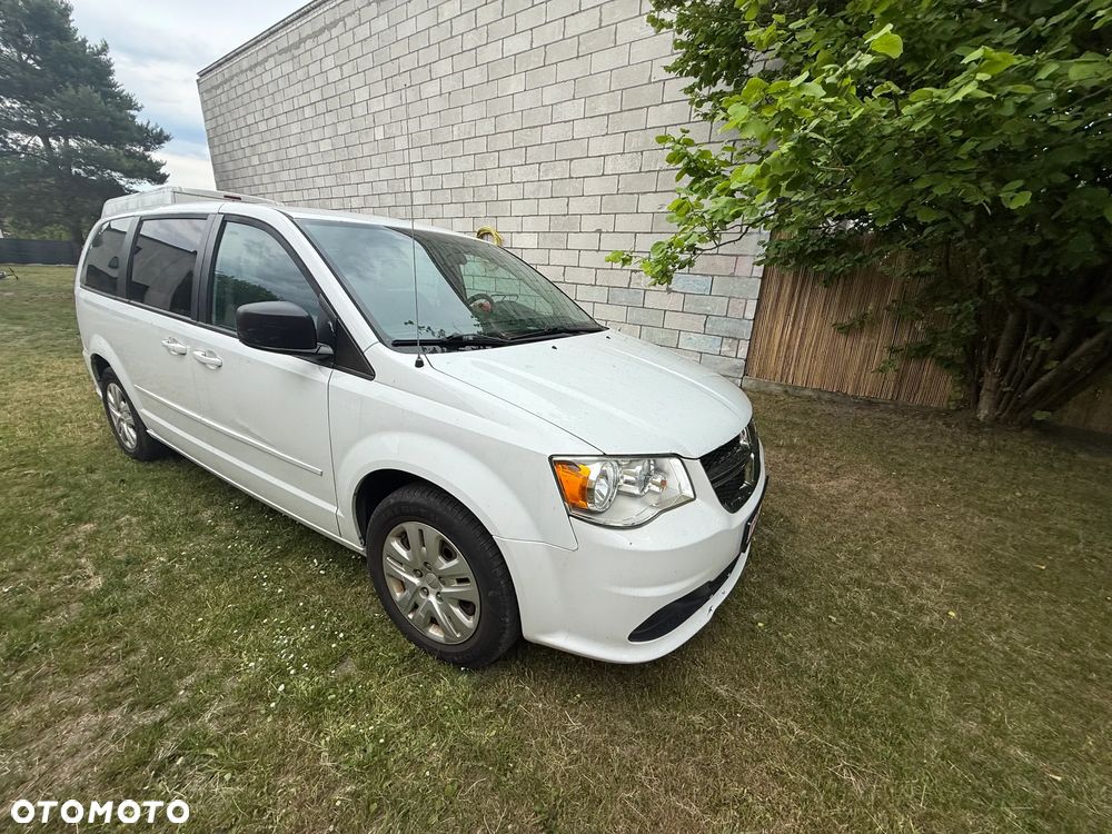 Dodge Grand Caravan 3.6 R/T - 11