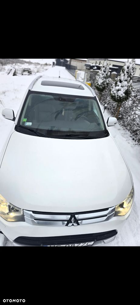 Mitsubishi Outlander 2.0 Instyle + 4WD CVT - 3