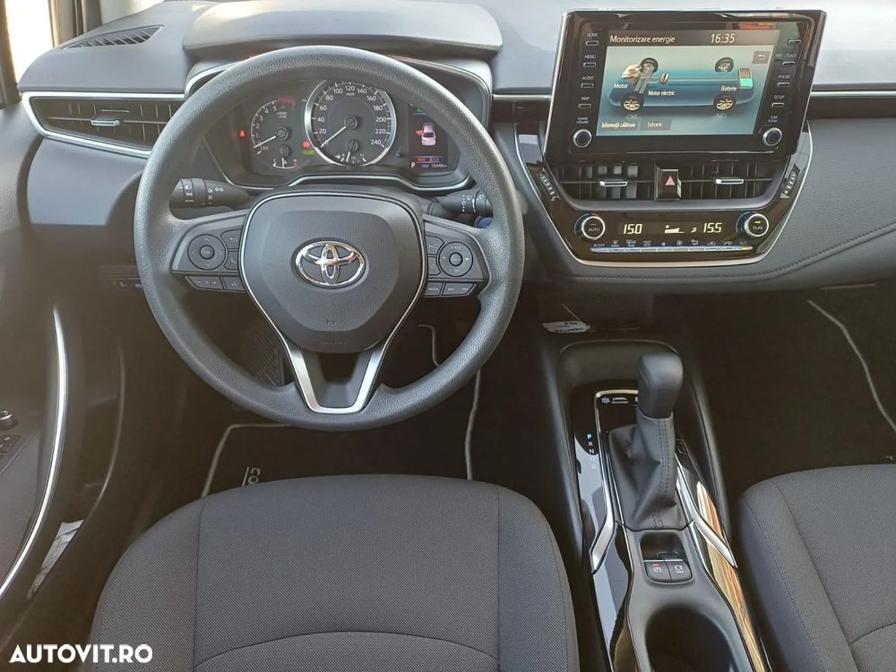 Toyota Corolla Sedan 1.8 HSD Business - 11