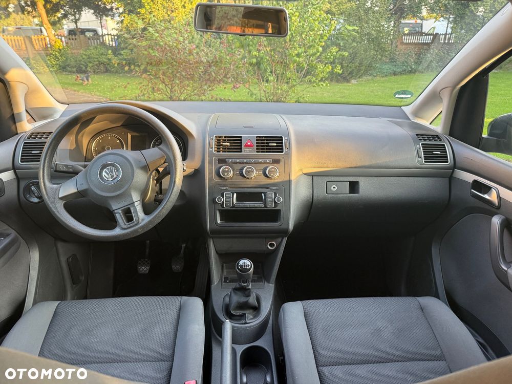 Volkswagen Touran 1.6 TDI DPF BlueMot Comfortline - 29