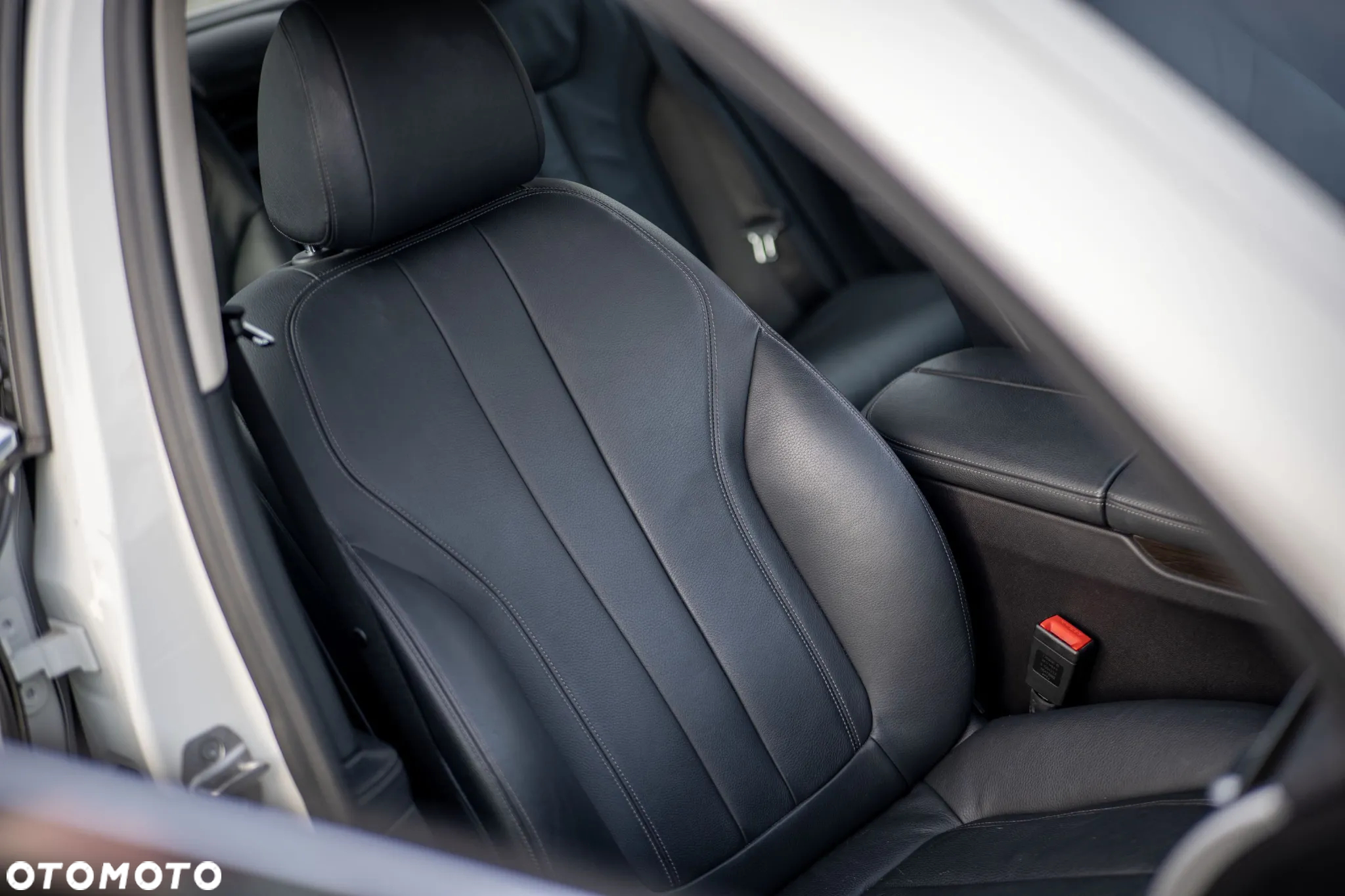 BMW Seria 7 730d - 26