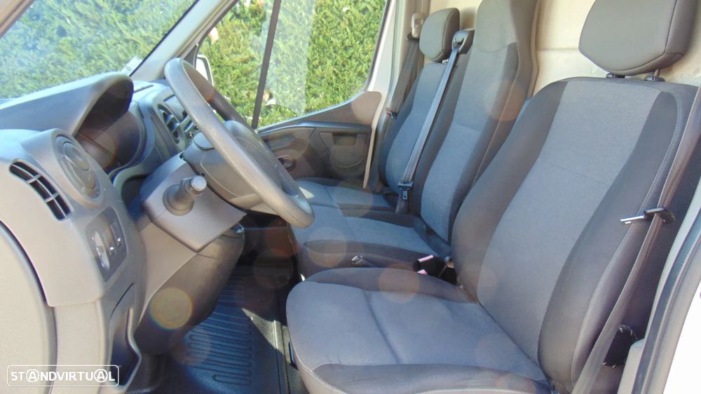 Renault MASTER 2.3 DCI 130CV LONGA C/AC - 12