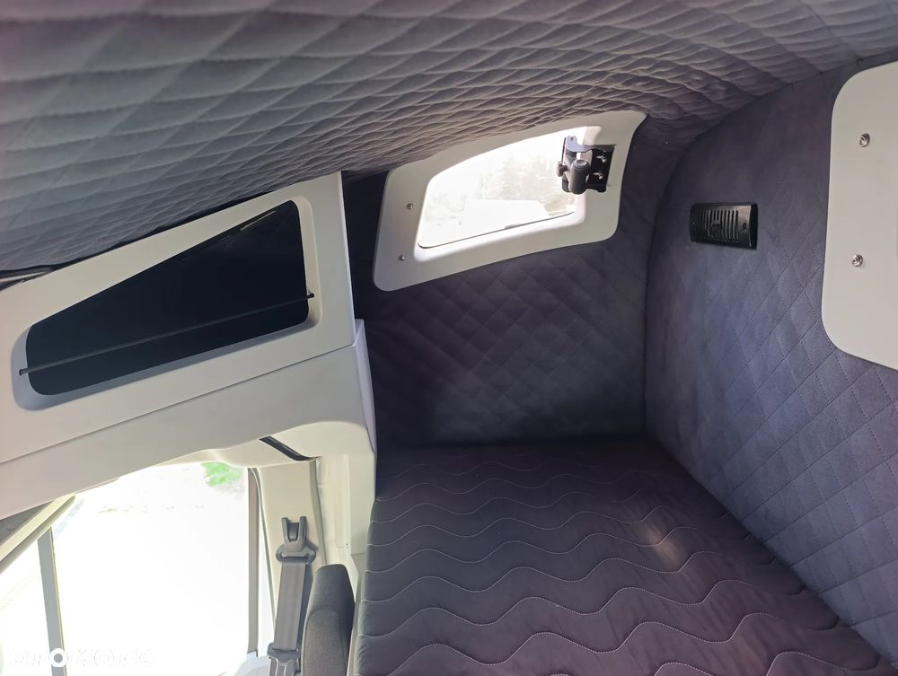 Ford Transit - 15