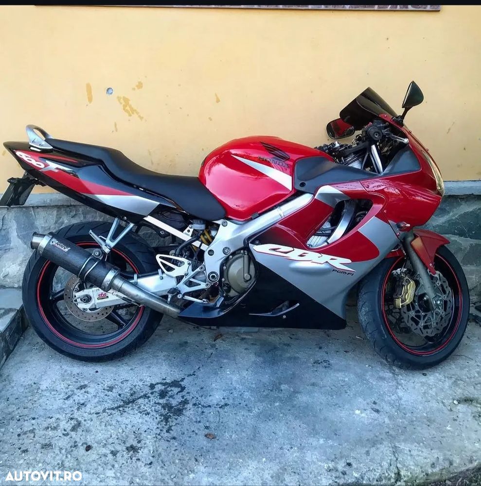 Honda CBR 600F - 4