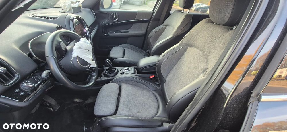 MINI Countryman - 28