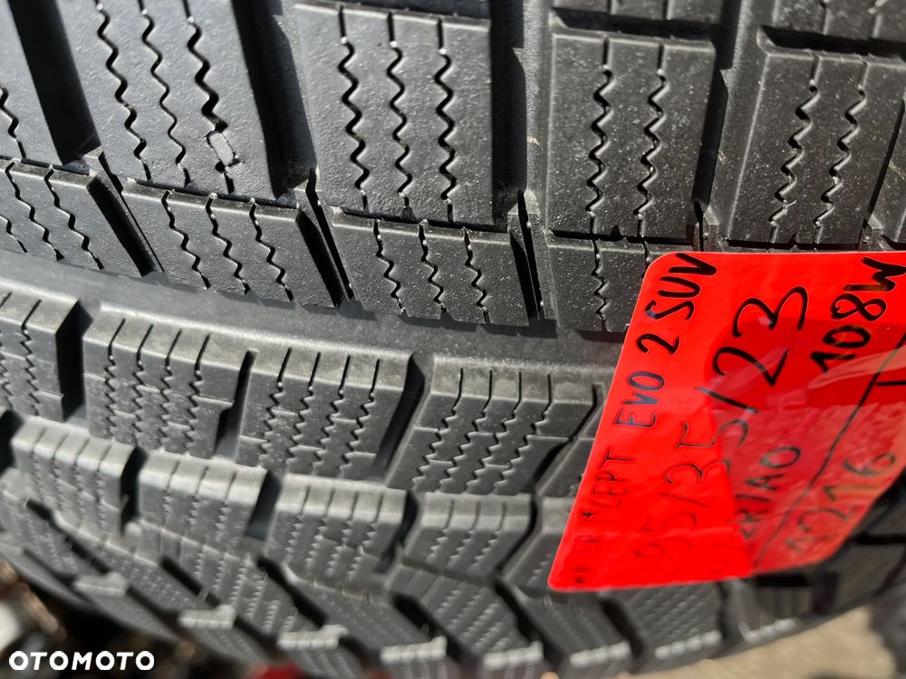 Hankook 295 35 23 Winter I'Cept Evo 2 SUV 2szt. - 3