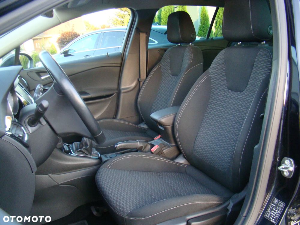 Opel Astra 1.4 Turbo Dynamic - 20