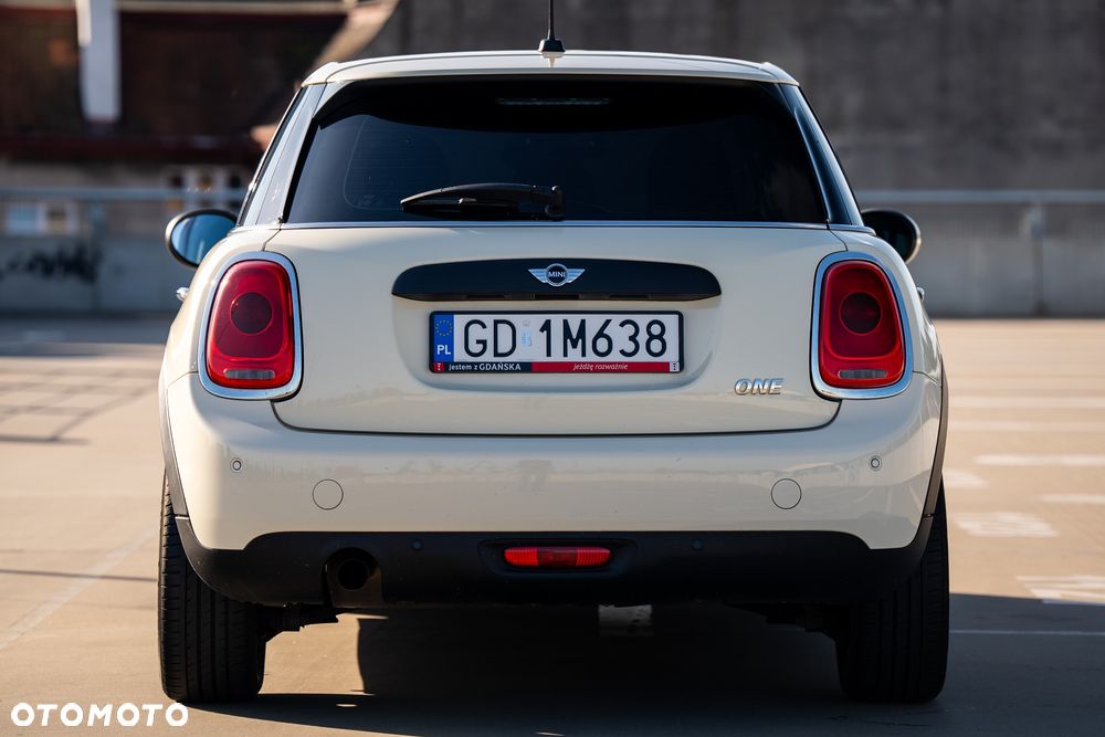 MINI ONE - 6