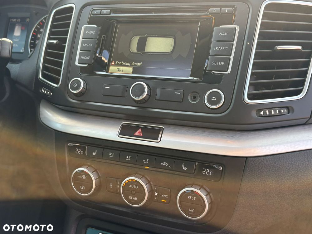 Volkswagen Sharan 2.0 TDI DSG BlueMotion Technology Cup - 19