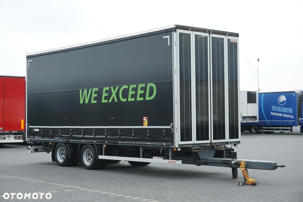 Plandex TANDEM / PRZEJAZDOWA / DŁ. 7,75 M / OS PODNOSZONA - 2