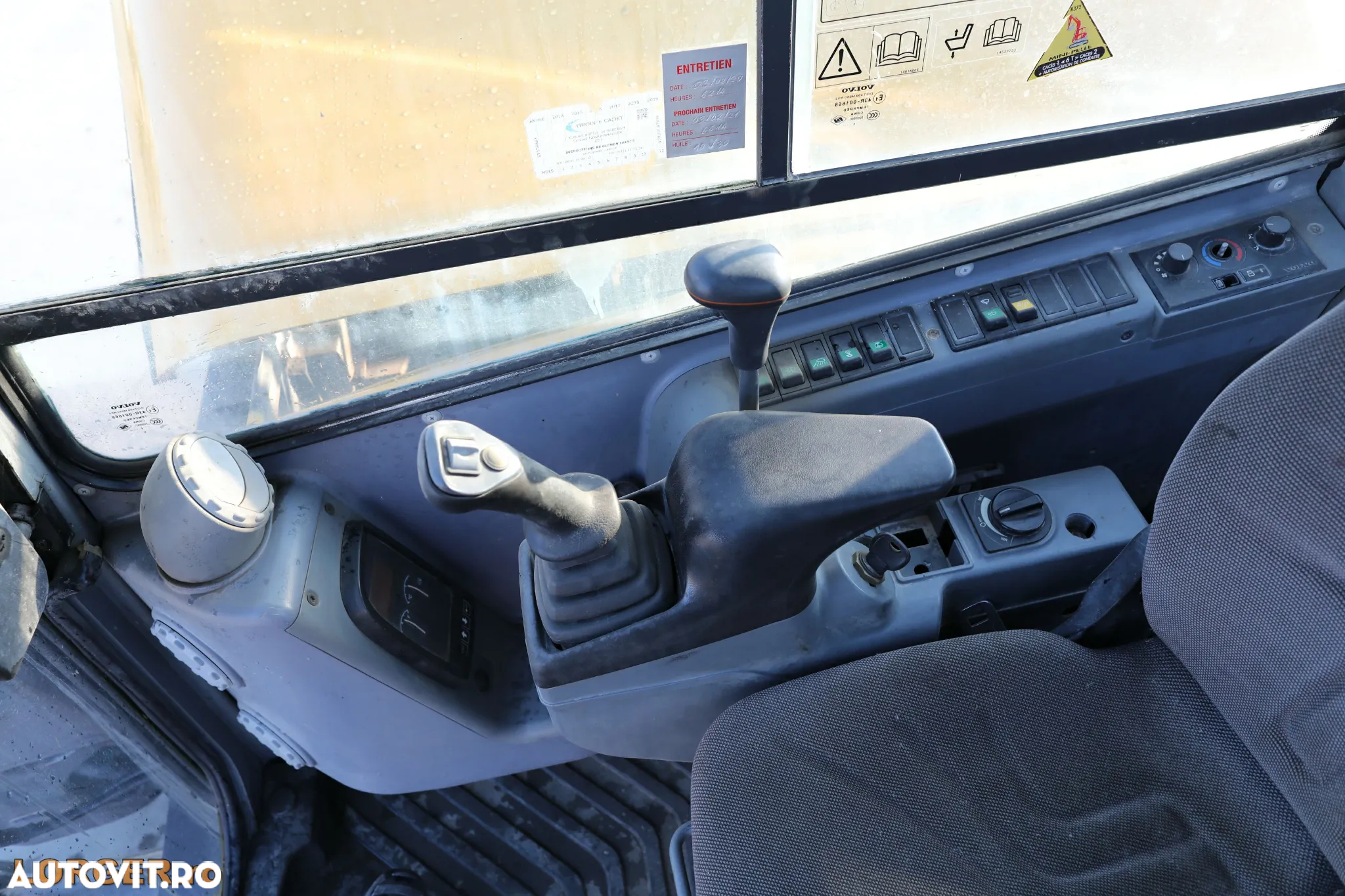 Volvo ECR 88 PLUS - 14