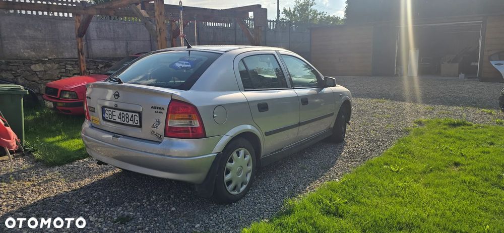Opel Astra 1.4 Base - 3