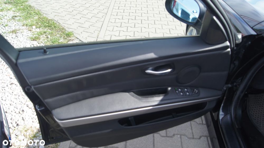 BMW Seria 3 - 10