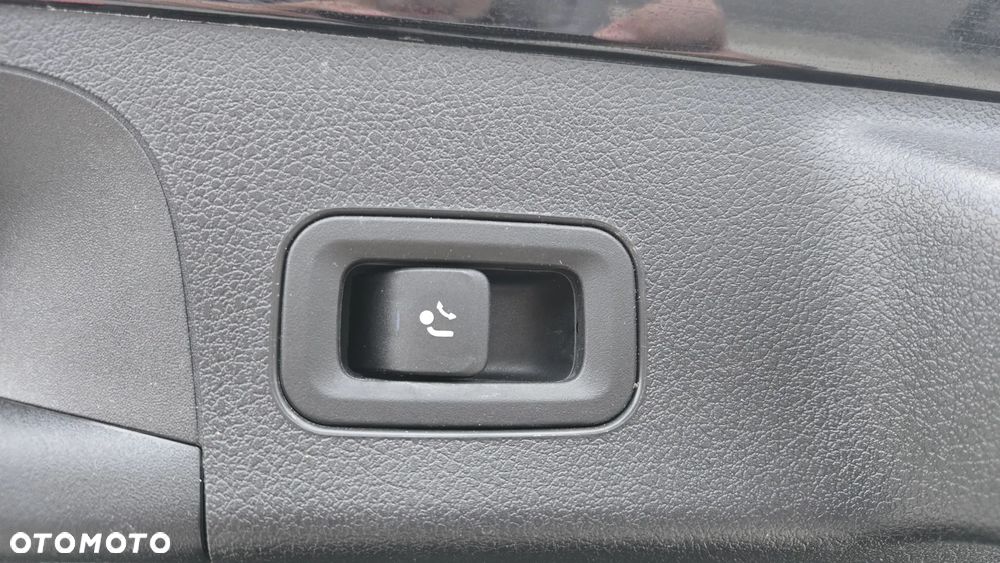 Mercedes-Benz CLA 250 E AMG Line 8G-DCT - 13