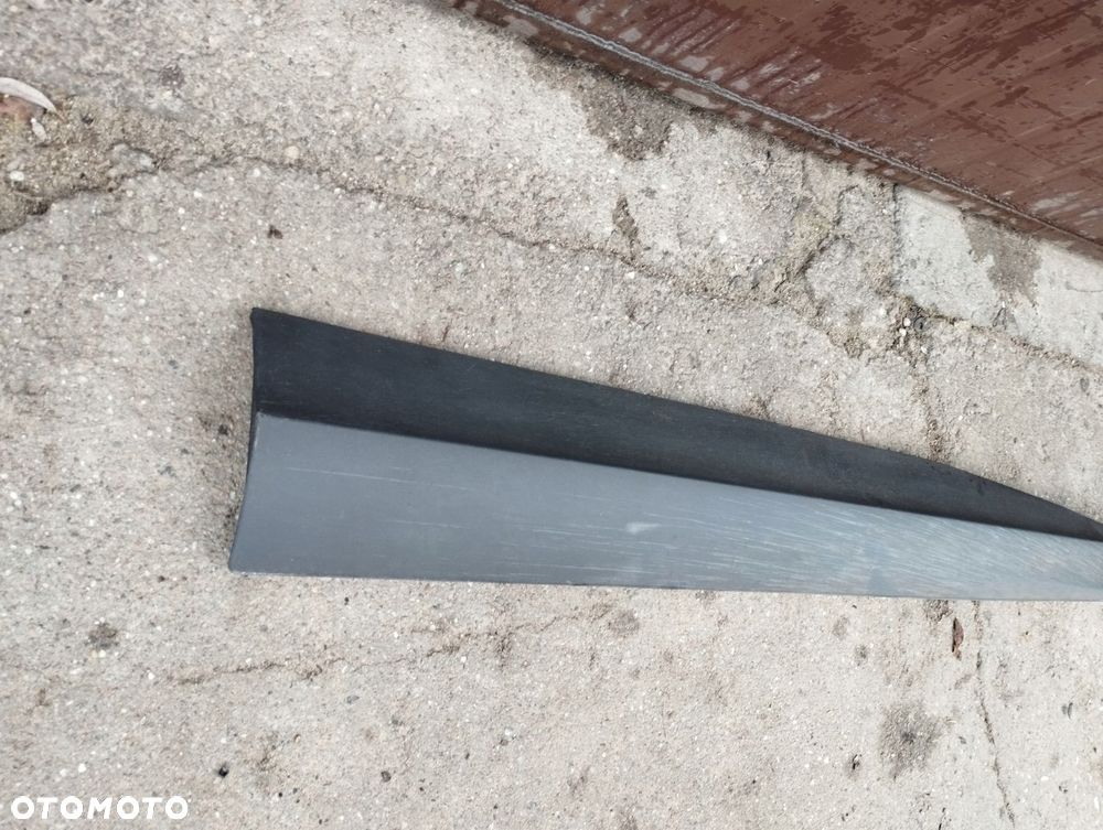 listwa na drzwi prawe przód mustang mach-e lj8b-r20848-acw - 2