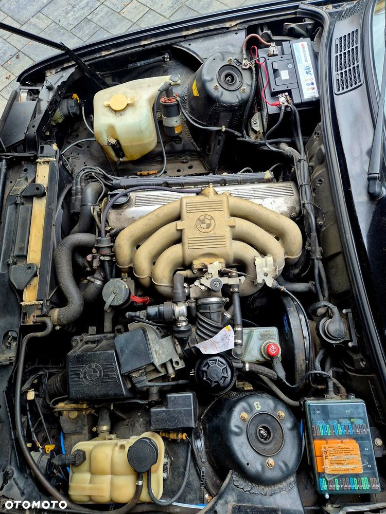 BMW Seria 3 320i - 30