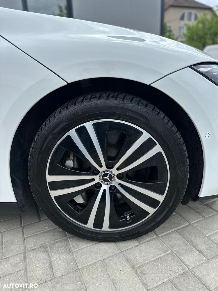 Mercedes-Benz EQE 350+ - 22