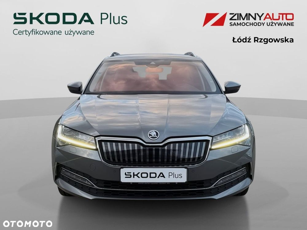 Skoda Superb 2023 photo 2