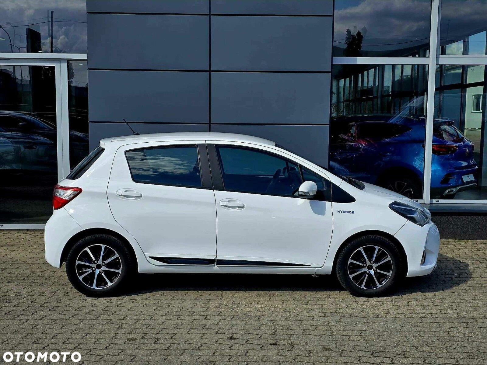 Toyota Yaris - 5