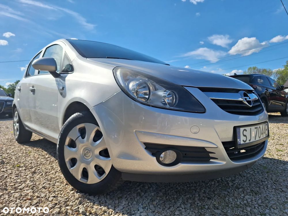 Opel Corsa 1.4 16V Active - 1
