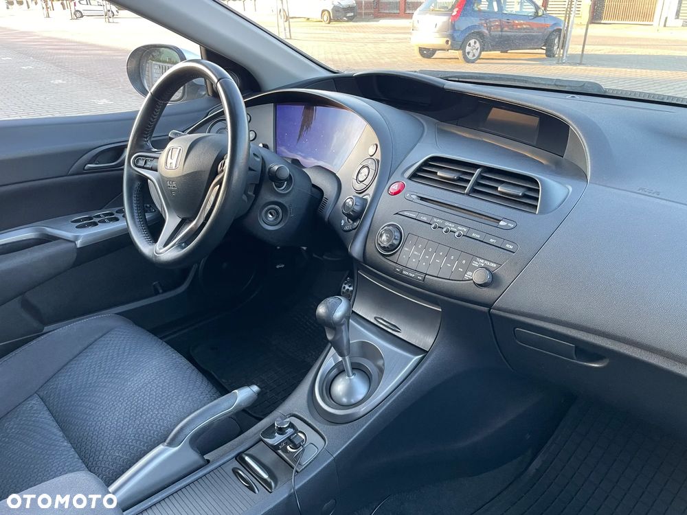 Honda Civic 1.8 Comfort - 12