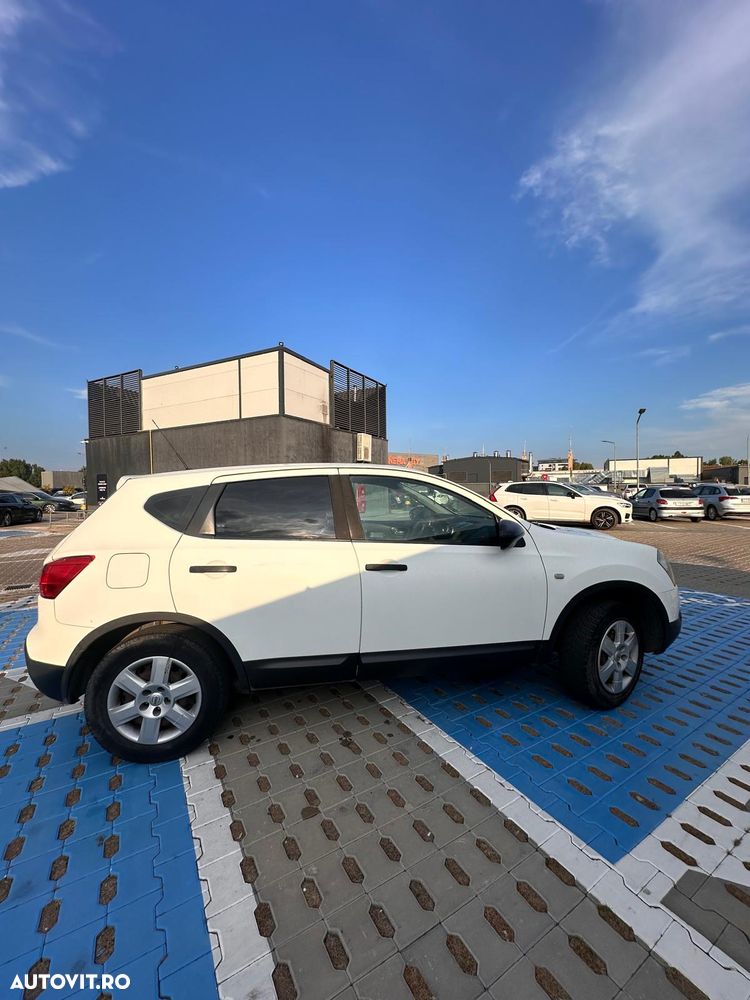 Nissan Qashqai 2009 photo 2
