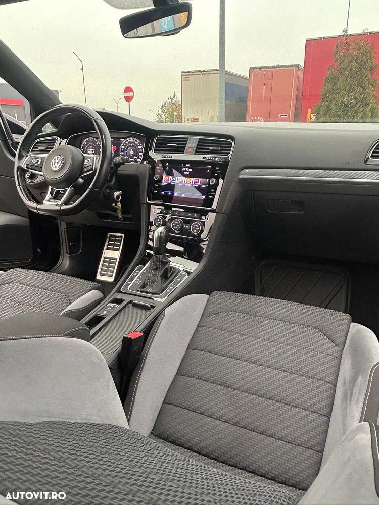 Volkswagen Golf 2.0 TDI 150CP DSG R-Line - 17