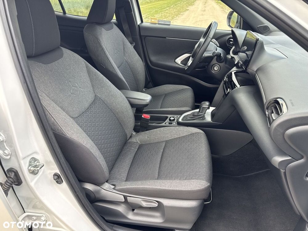 Toyota Yaris Cross Hybrid 1.5 Executive 4x4 - 11
