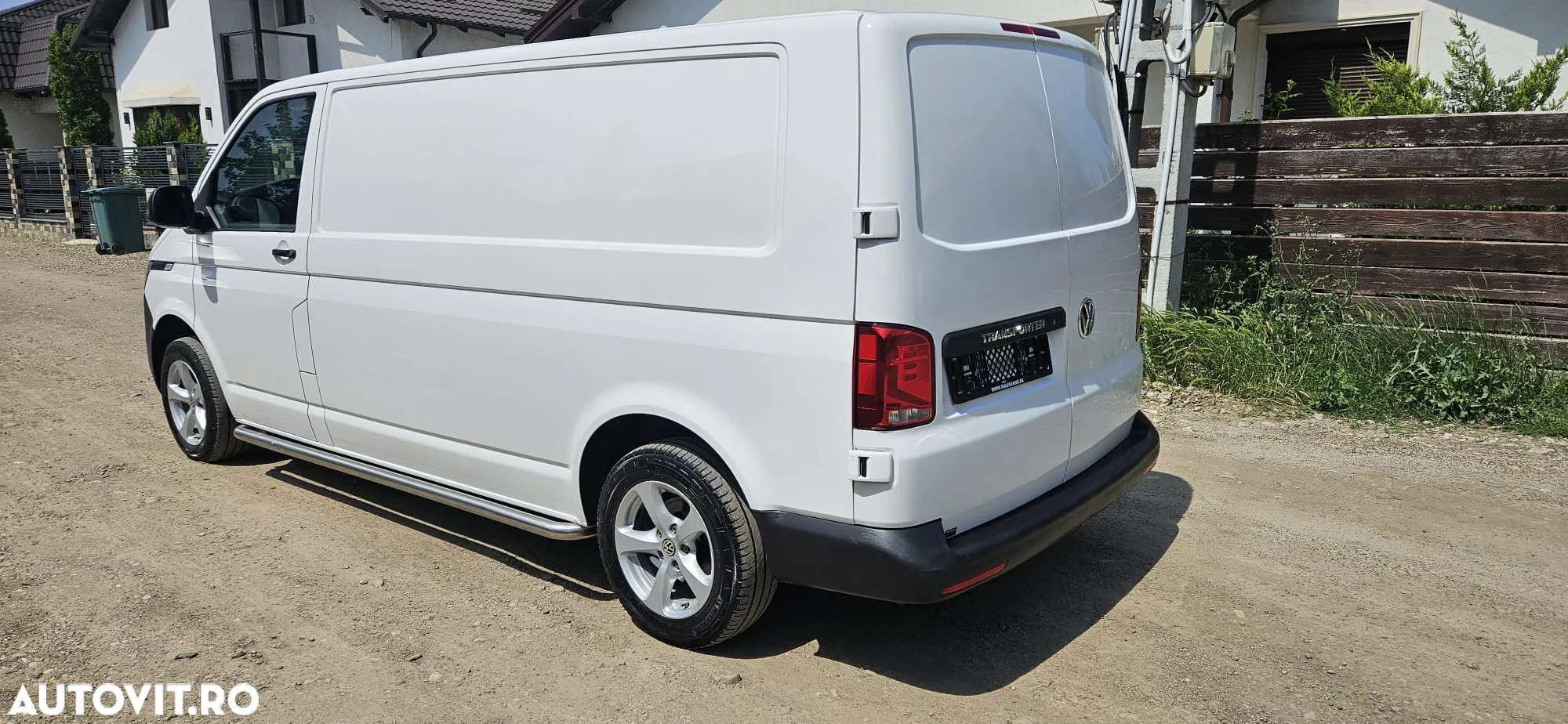 Volkswagen Transporter - 3