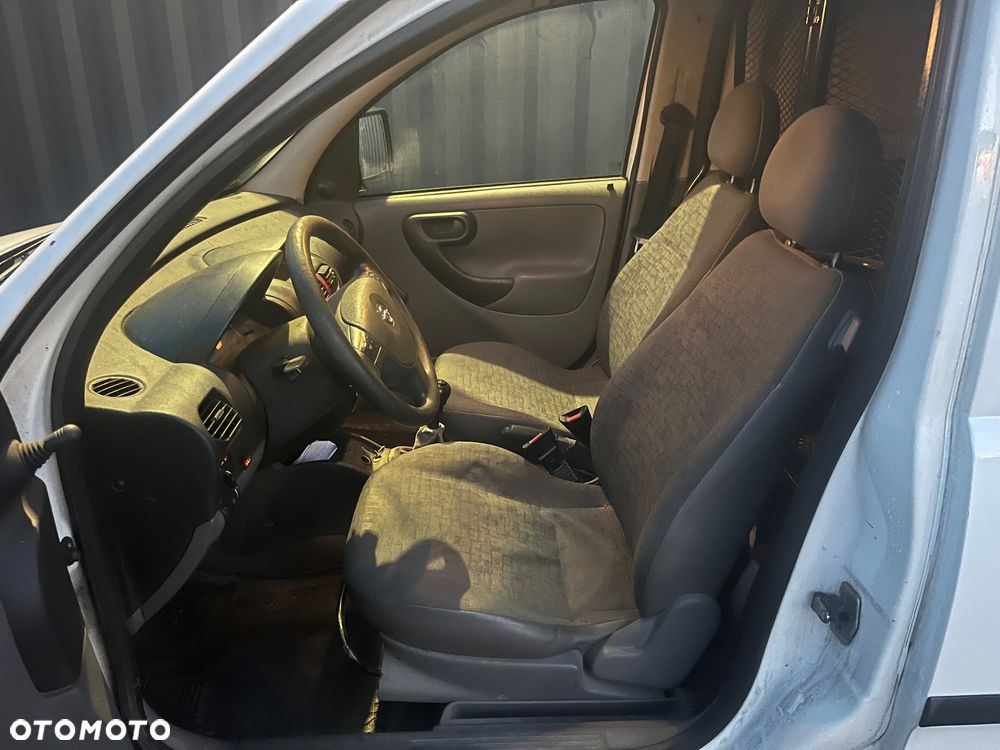 Opel Combo - 15