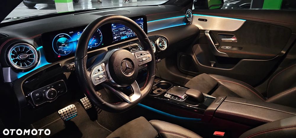 Mercedes-Benz CLA 250 E AMG Line 8G-DCT - 11