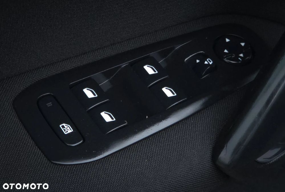 Peugeot 308 BlueHDi 130 Stop & Start Active Business-Paket - 15