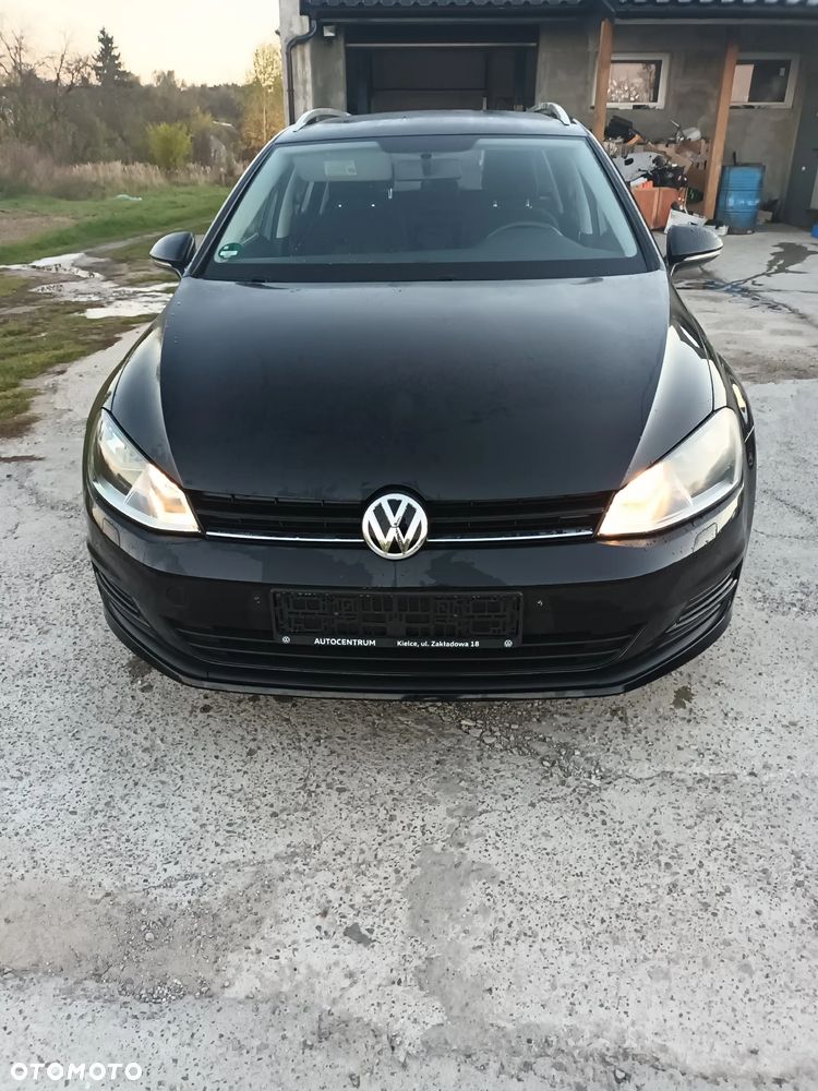 Volkswagen Golf 2.0 BlueTDI DSG Comfortline - 2