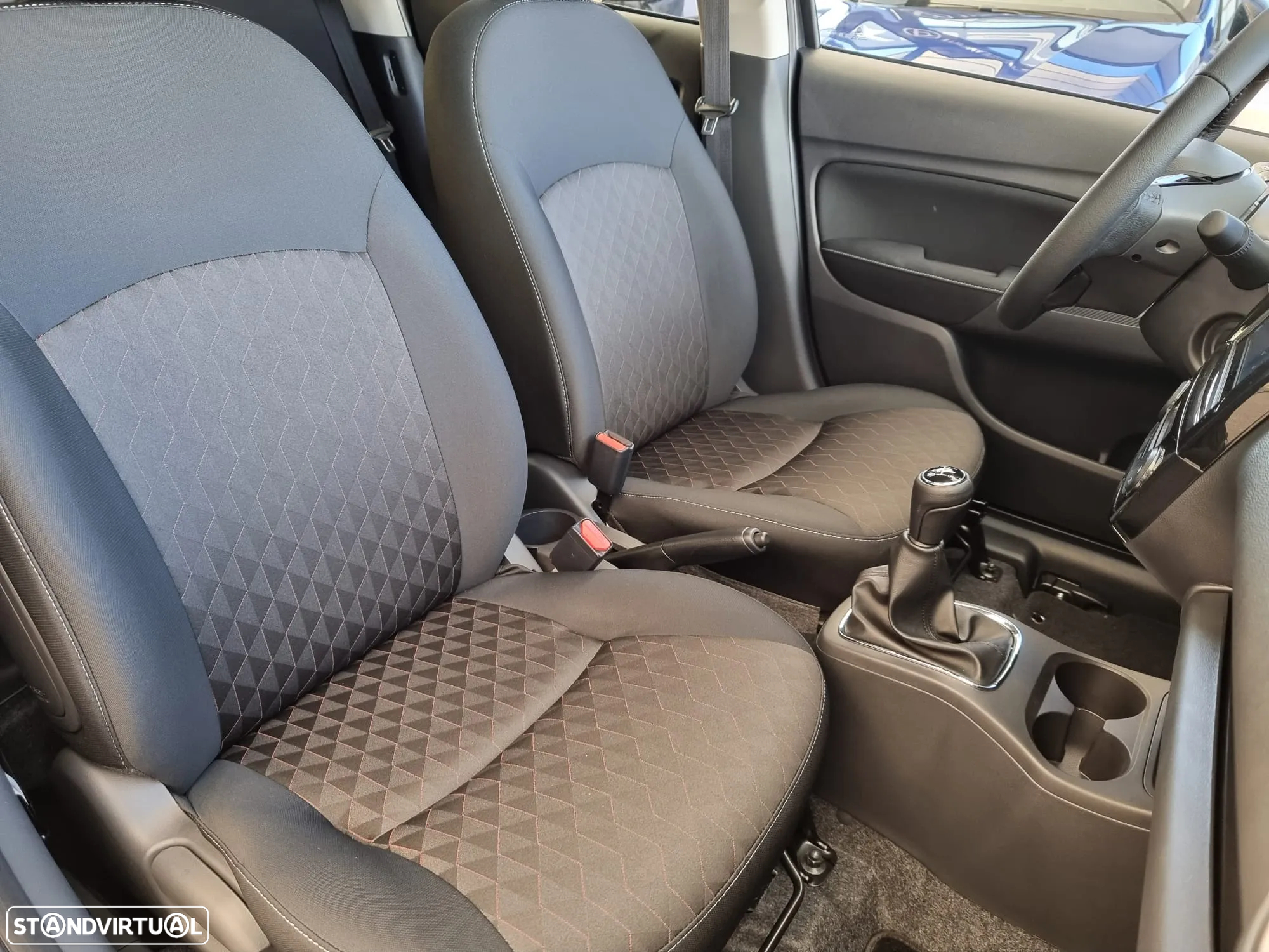 Mitsubishi Space Star 1.2 Intense Connect Edition - 24
