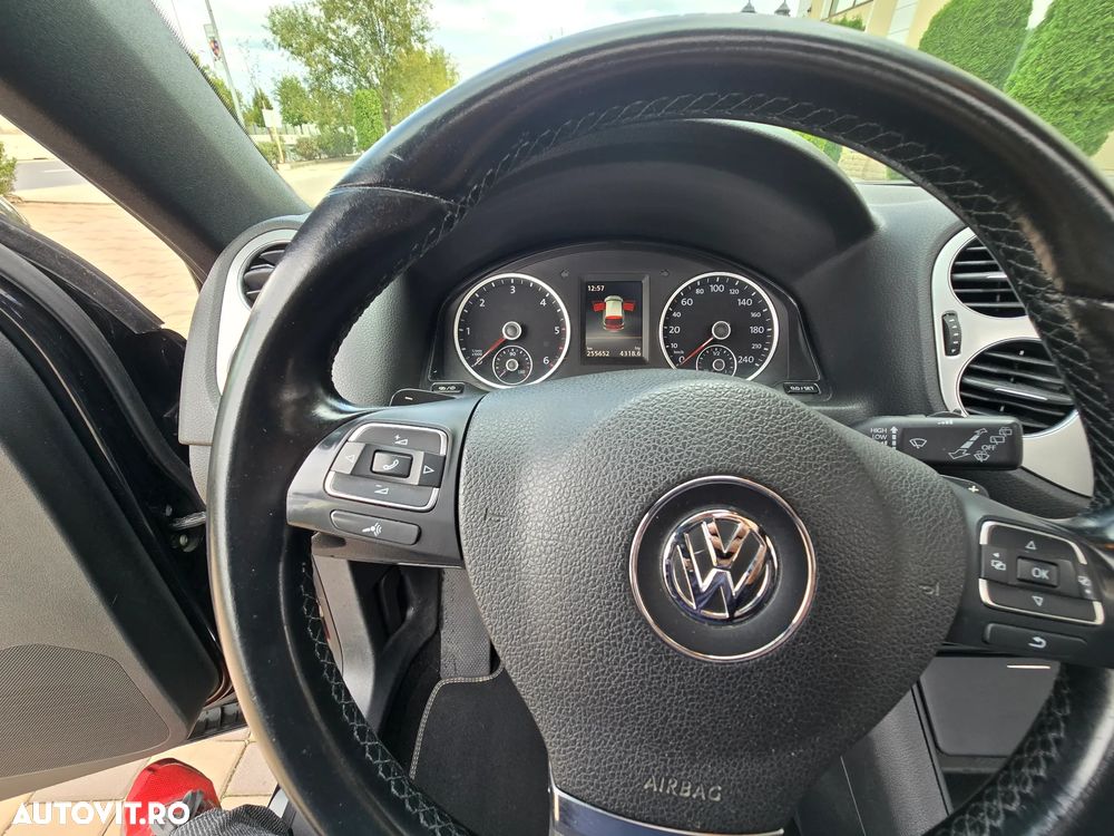 Volkswagen Tiguan - 19