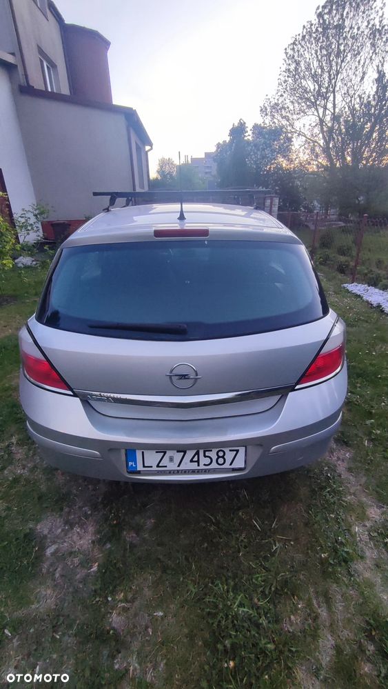Opel Astra 1.4 Enjoy - 12