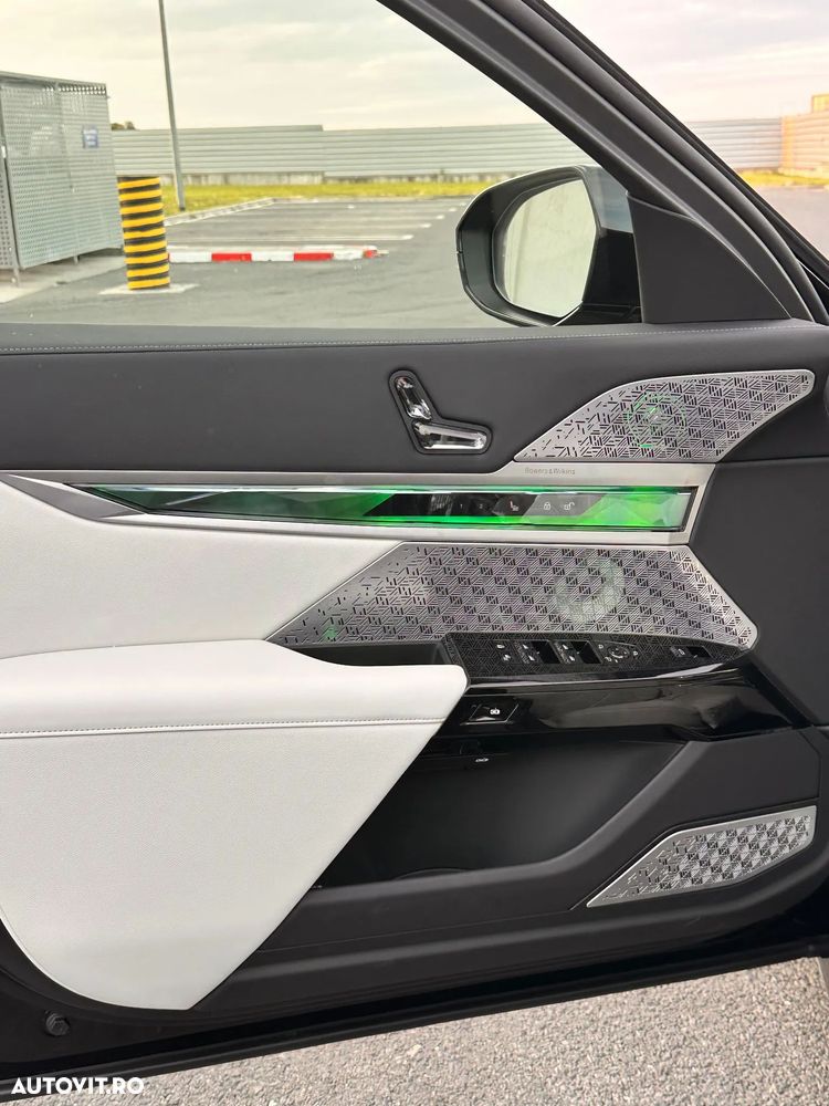BMW 7 Series 2026 — imagine 10