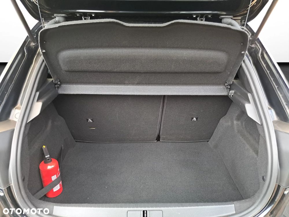 Peugeot 208 PureTech 100 Allure - 12