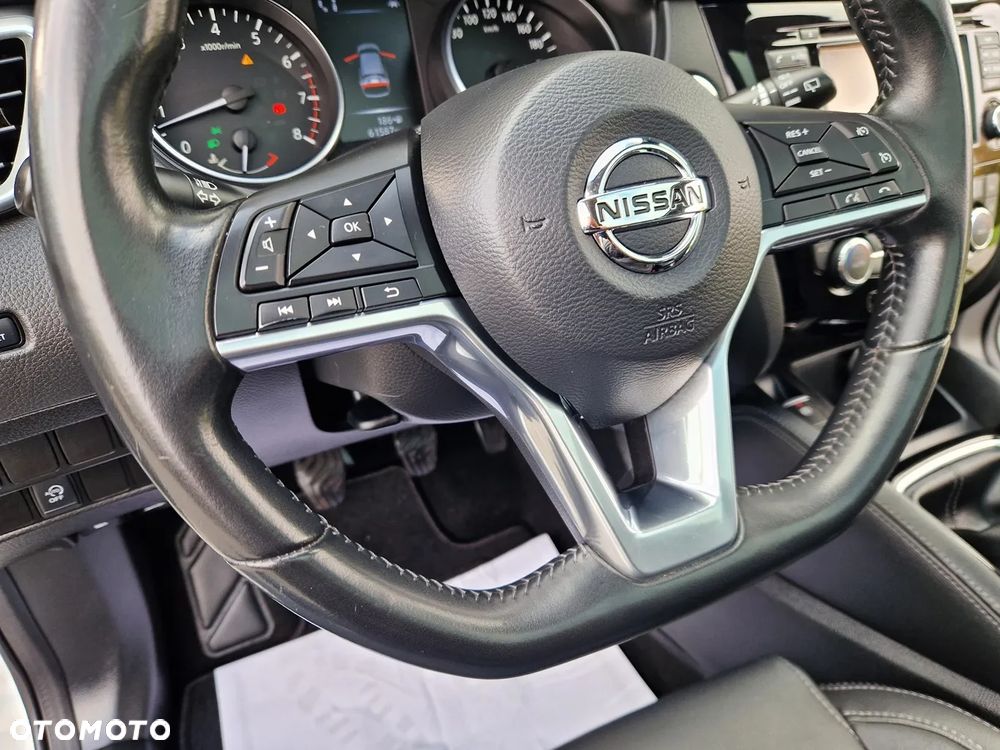 Nissan Qashqai 1.6 DIG-T Tekna+ - 32