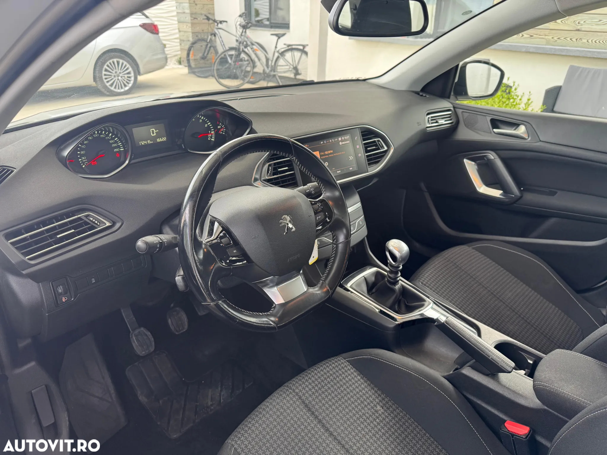 Peugeot 308 SW PureTech 110 Stop & Start Allure - 6