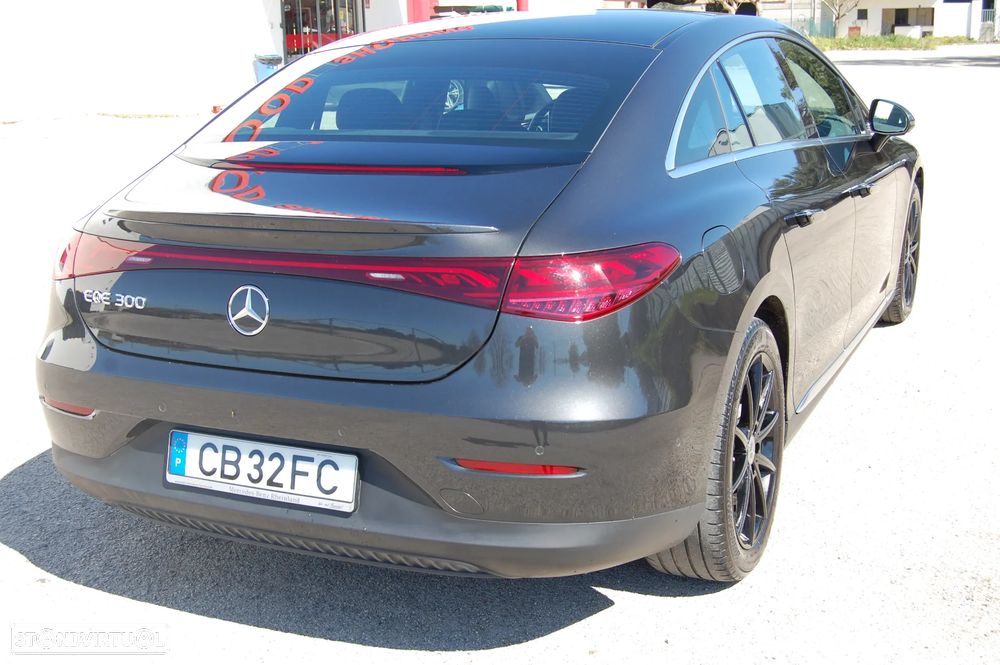 Mercedes-Benz EQE 300 Electric Art - 3