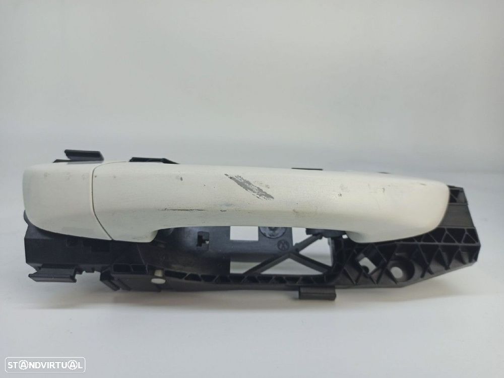 PUXADOR EXTERIOR FRENTE DIREITO VOLKSWAGEN GOLF VI (5K1) EDITION - 6