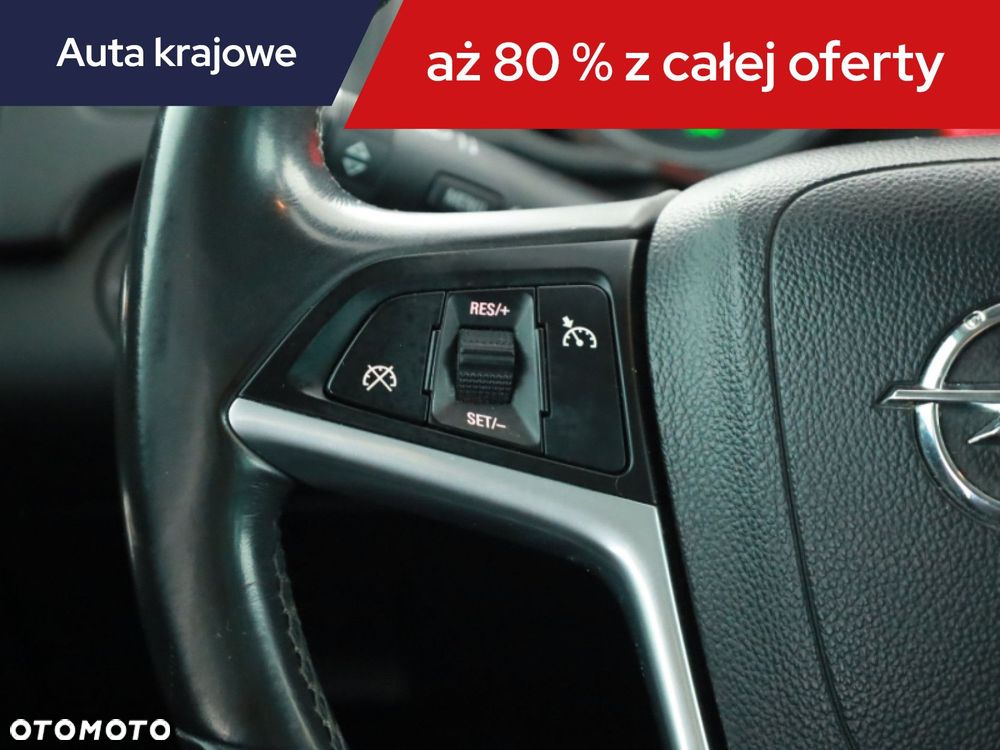 Opel Insignia - 16