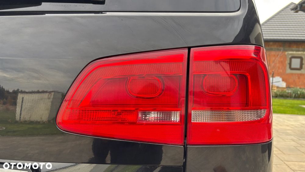 Volkswagen Touran 2.0 TDI DPF Comfortline - 32