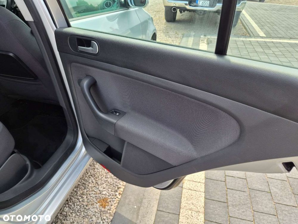 Volkswagen Golf Plus - 20