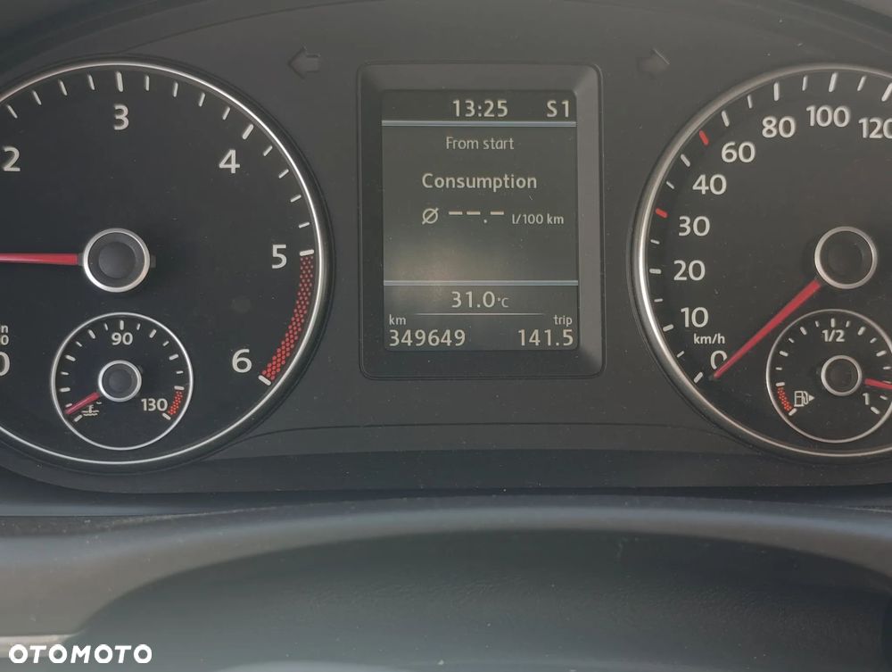 Volkswagen Touran 2.0 TDI DPF Highline DSG - 15