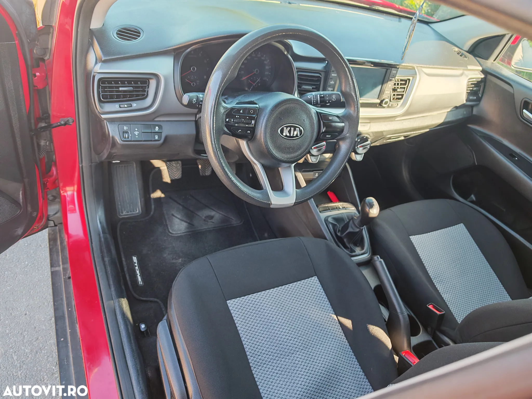 Kia Stonic 1.0 T-GDI 120 Platinum Edition - 7