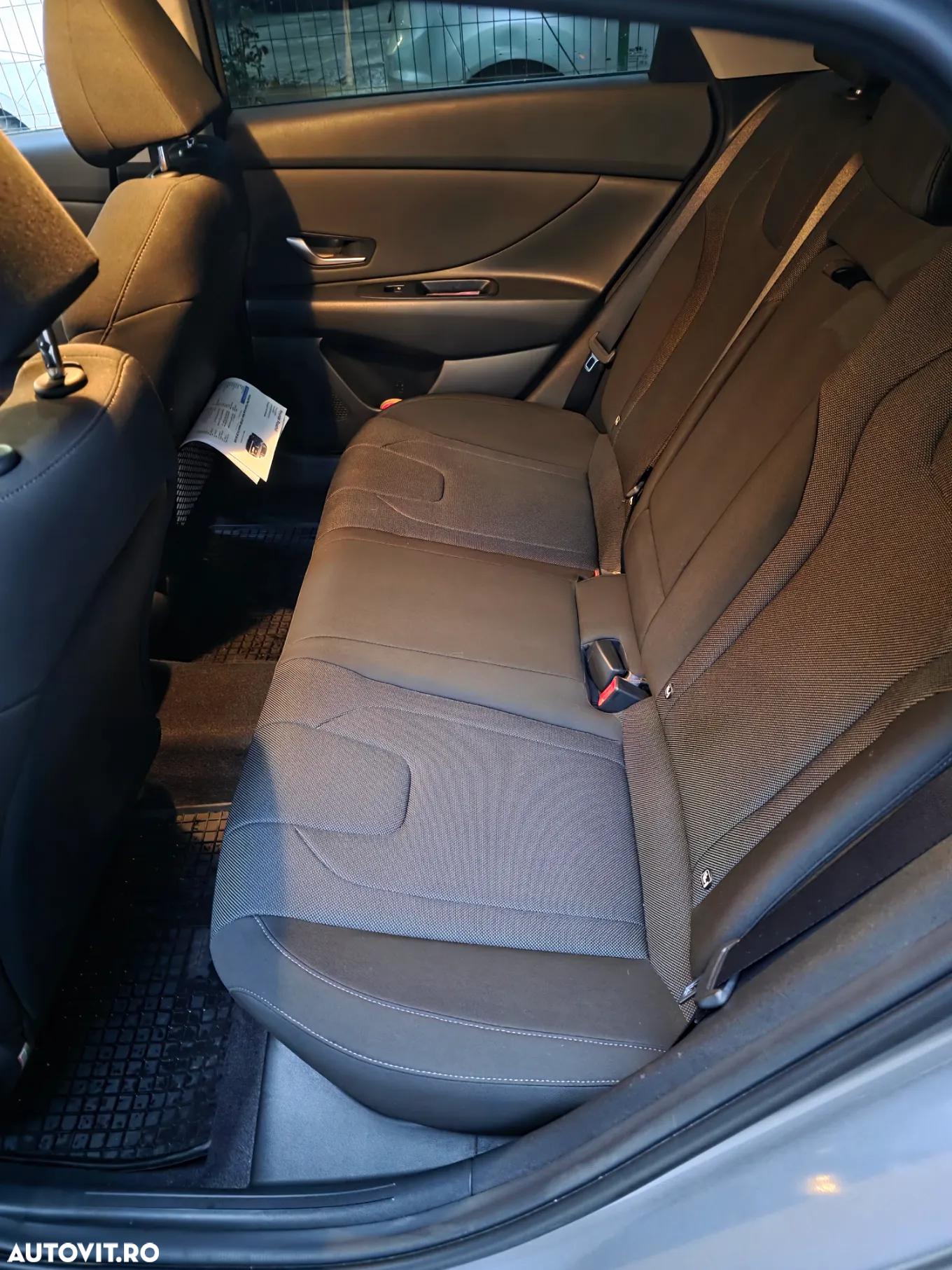Hyundai Elantra 1.6 l 123 CP CVT Exclusive Navi - 7