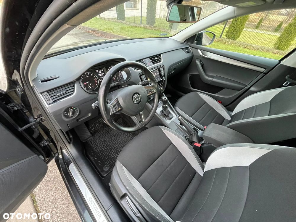 Skoda Octavia 2.0 TDI Joy DSG - 11