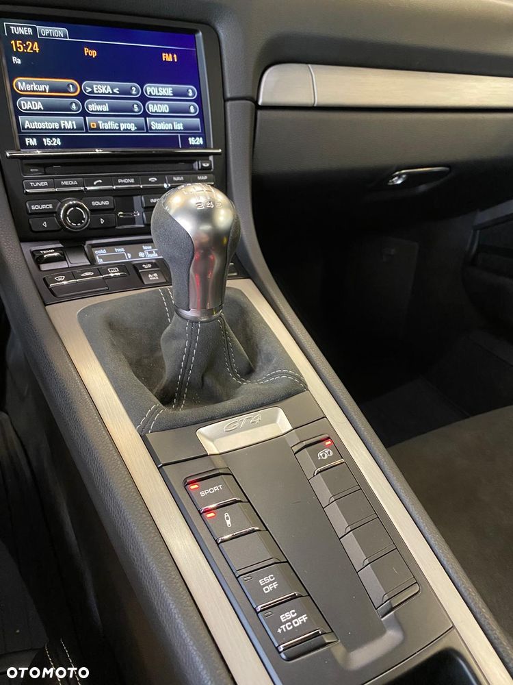 Porsche Cayman GT4 - 15